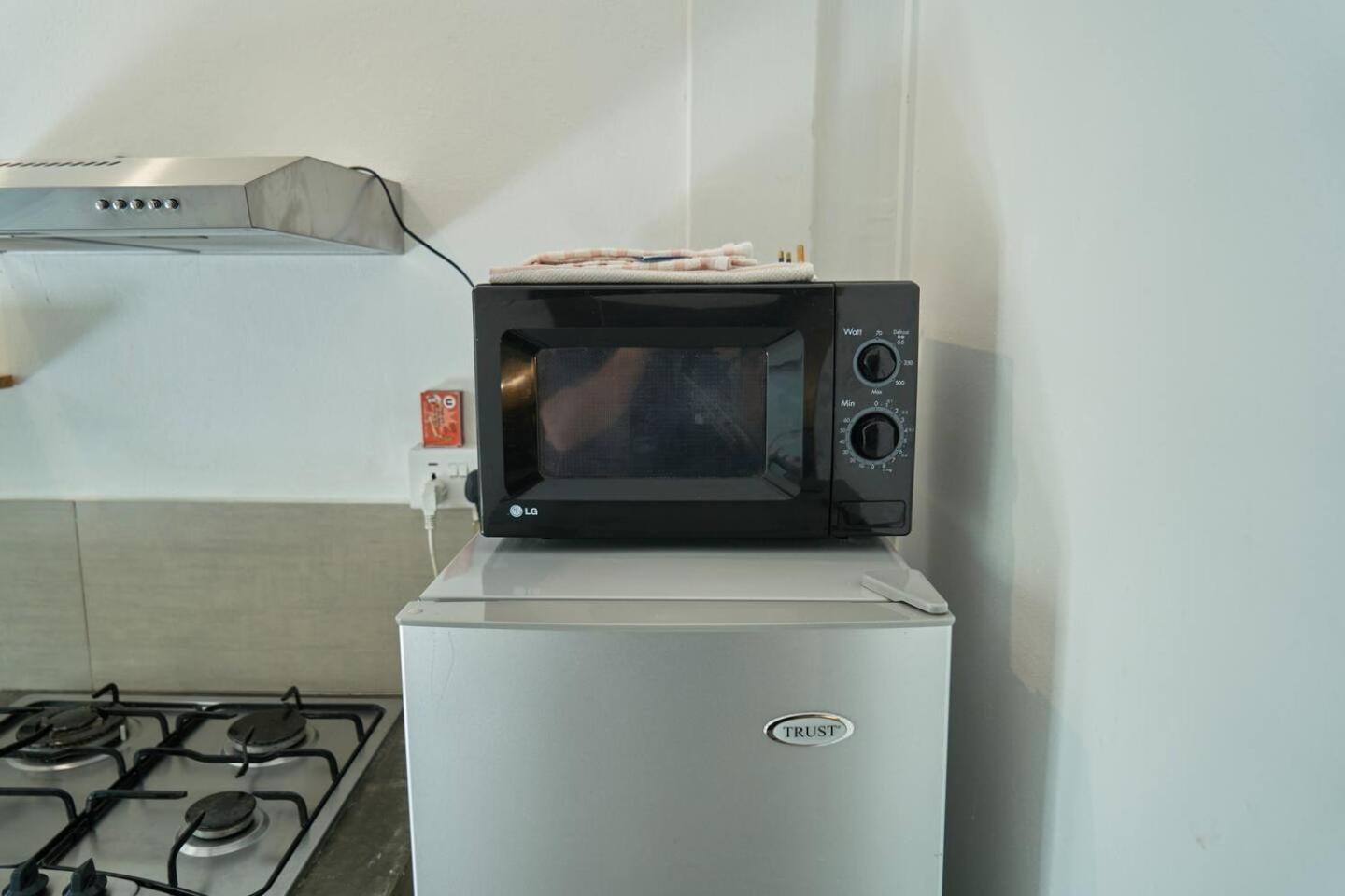 Loukaz -Entire Rental Units W Panoramic Rooftop Coteau Raffin ภายนอก รูปภาพ